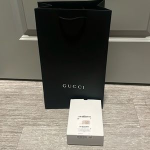 NWT AUTHENTIC PRETTY IN PINK 🎀GUCCI WALLET AND KEY CHAIN ATTACHED